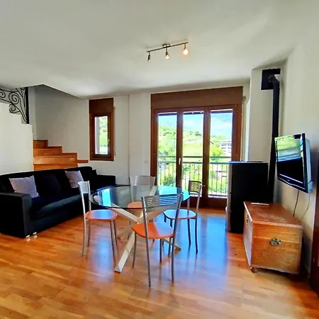 Apartaments Sort Pirineus Exterior photo